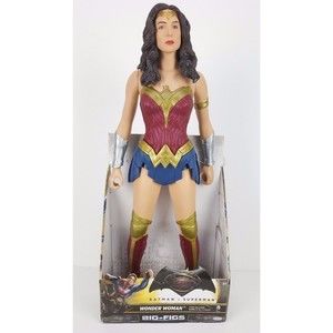 NECA DC Universe Wonder Woman Action Figure - 61755